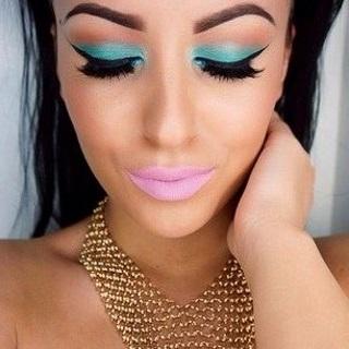 Makeup Tutorials and Ideas