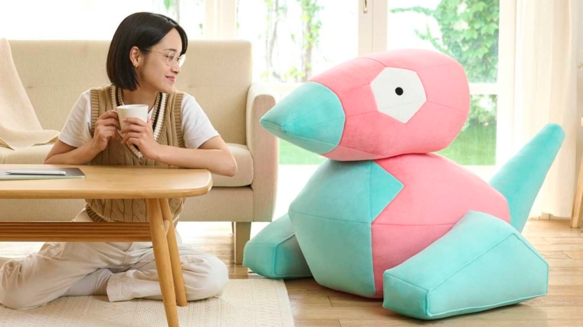 10 Pokémon Plushes ขนาดชีวิตที่ใหญ่ที่สุดจัดอันดับตามความสูง